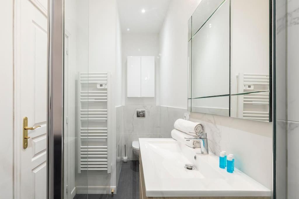 Apartament Promenade, 2Pieces Chic Et Clim Avec Terrasse Nicea Zewnętrze zdjęcie