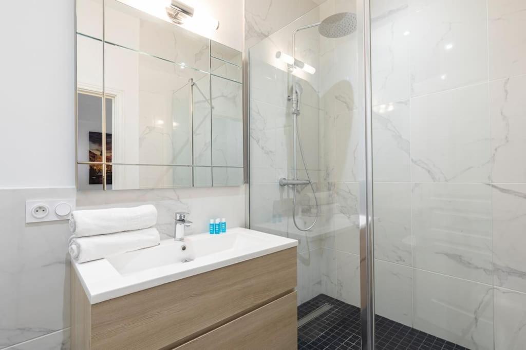 Apartament Promenade, 2Pieces Chic Et Clim Avec Terrasse Nicea Zewnętrze zdjęcie