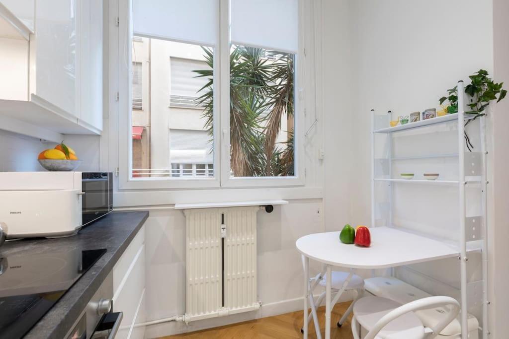 Apartament Promenade, 2Pieces Chic Et Clim Avec Terrasse Nicea Zewnętrze zdjęcie
