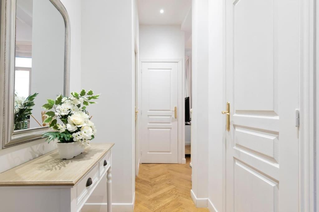 Apartament Promenade, 2Pieces Chic Et Clim Avec Terrasse Nicea Zewnętrze zdjęcie